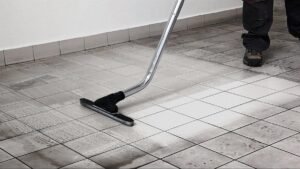Cómo eliminar marcas de cal en pisos 3 Cómo eliminar marcas de cal en pisos (4)