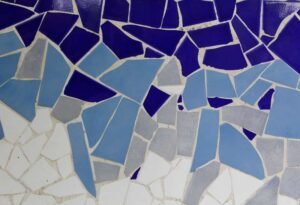 Pulir pisos de mosaico dañados o desgastados (4)